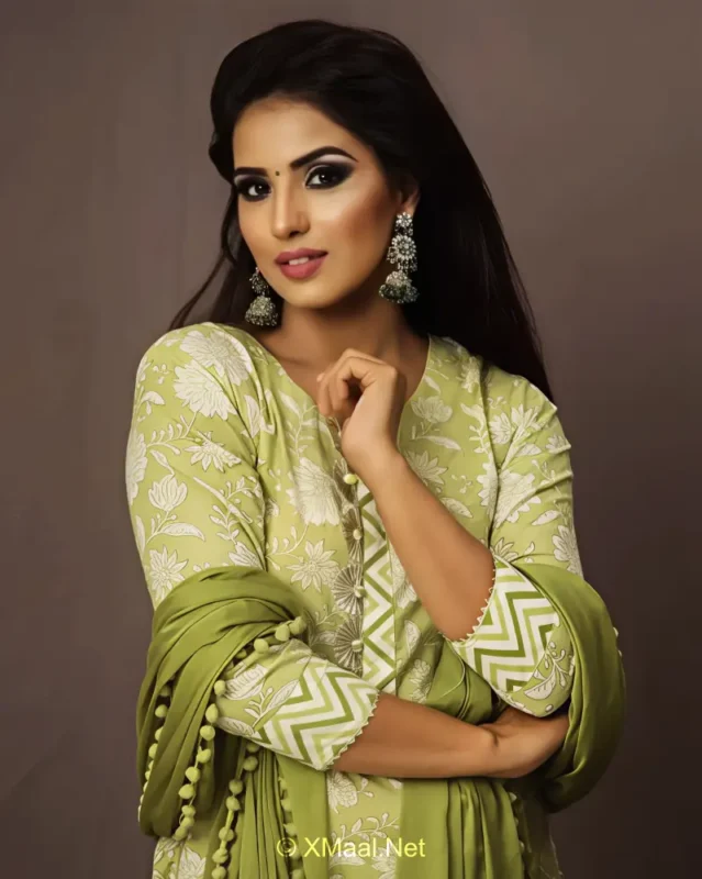 Arya Tiwari